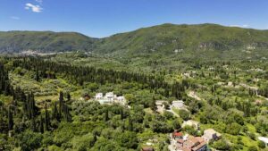 90 m² House on 5,000 m² Village Land in Laskaratika, Close to Ipsos (2)