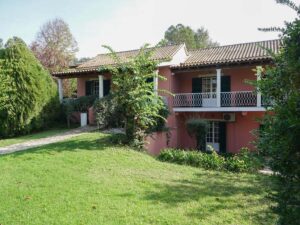 A Rare Find & Unique 6 Bedroom Beach Side Property & Retreat Estate (20)