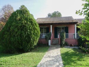 A Rare Find & Unique 6 Bedroom Beach Side Property & Retreat Estate (22)