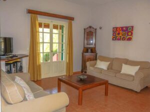 A Rare Find & Unique 6 Bedroom Beach Side Property & Retreat Estate (8)