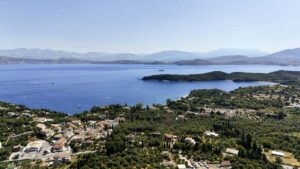 Charming Country Cottage with Sea Views, Walking Distance to Kassiopi Harbour (10)