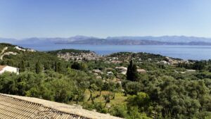 Charming Country Cottage with Sea Views, Walking Distance to Kassiopi Harbour (6)