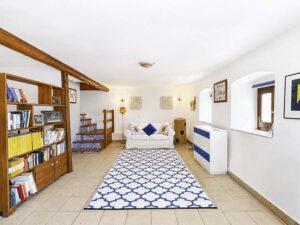 Charming Country Cottage with Sea Views, Walking Distance to Kassiopi Harbour (8)