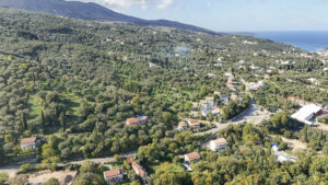 Detached 4 Bedroom Property with Swimming Pool and Garden, Close to Kassiopi Beach (9)