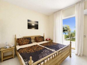 Glyfada Beachfront Villa with 4 Bedrooms, Private Garden and Direct Access to the Sand (19)