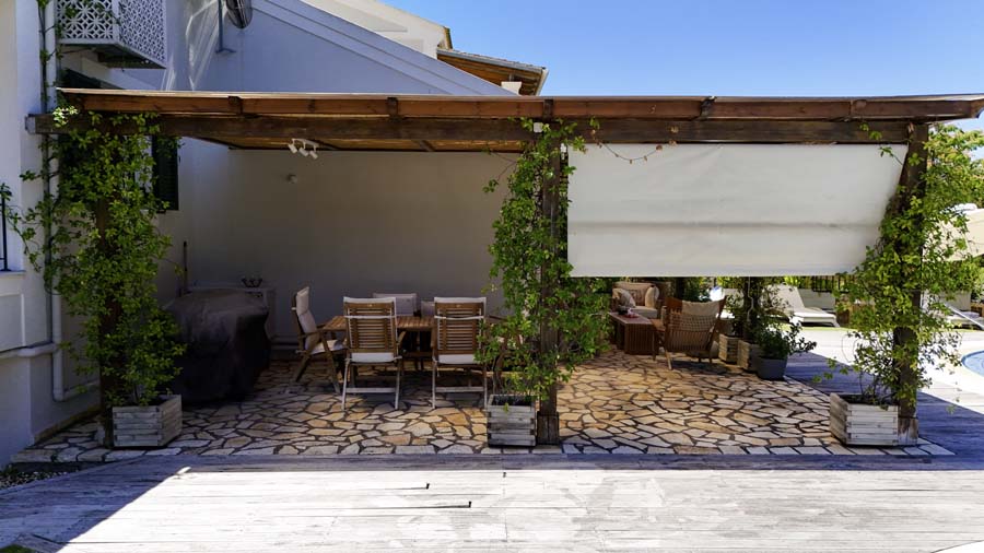 Listing photograph 14 of 94 of the house in Temploni, published by Chase Real Estate Corfu.
