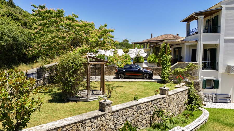 Listing photograph 8 of 94 of the house in Temploni, published by Chase Real Estate Corfu.