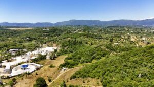 Luxury 260 m² Villa with Guest House, Jacuzzi Pool & Full Solar System in Temploni, Central Corfu (6)