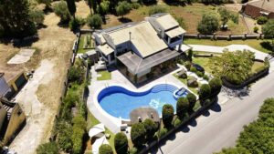 Luxury 260 m² Villa with Guest House, Jacuzzi Pool & Full Solar System in Temploni, Central Corfu (9)