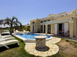 Modern 3 Bedroom Villa with Sunset Views Just 400m from Agios Stefanos Beach, Corfu (17)