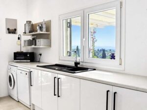 Spacious Country Estate with Two Detached Homes on 8,000 m² of Private Land (23)