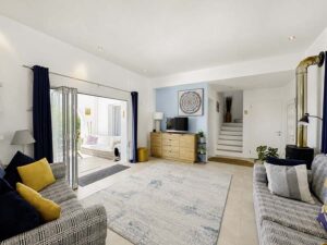 Spacious Country Estate with Two Detached Homes on 8,000 m² of Private Land (27)