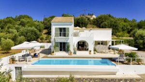 Spacious Country Estate with Two Detached Homes on 8,000 m² of Private Land (31)