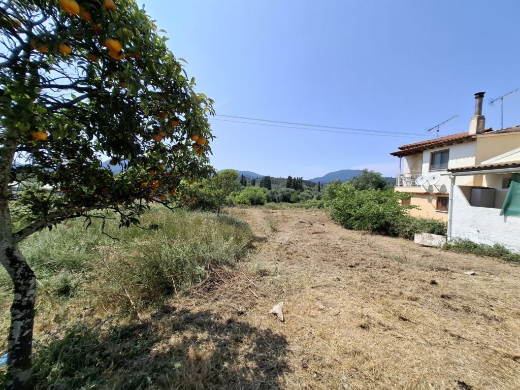 Spacious Plot with Mountain Views in Stroggili (5)