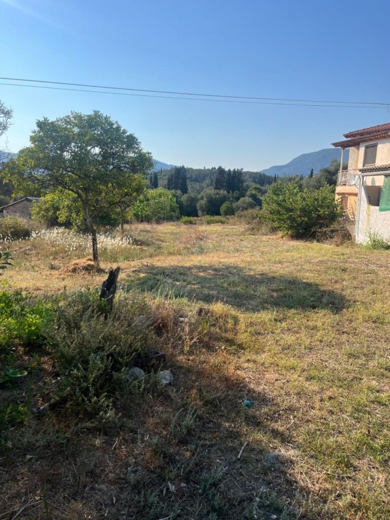 Spacious Plot with Mountain Views in Stroggili (7)
