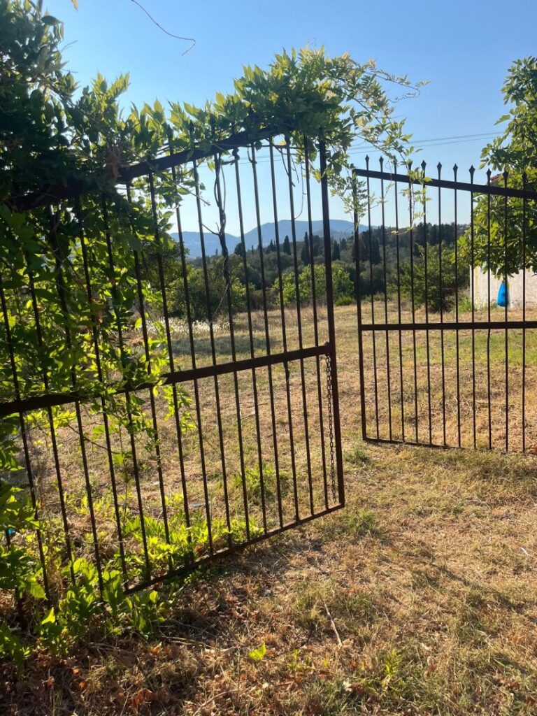 Spacious Plot with Mountain Views in Stroggili (8)