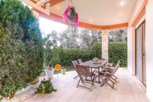 Viros A Spacious Family Estate with Separate Apartment, Pool & Panoramic Views (13)