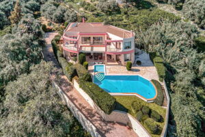 Viros A Spacious Family Estate with Separate Apartment, Pool & Panoramic Views (2)