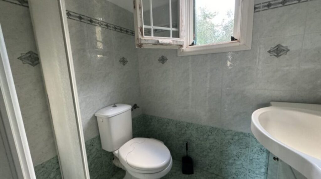 3 Bedroom Detached House Within Walking Distance of Issos Beach, South Corfu (18)
