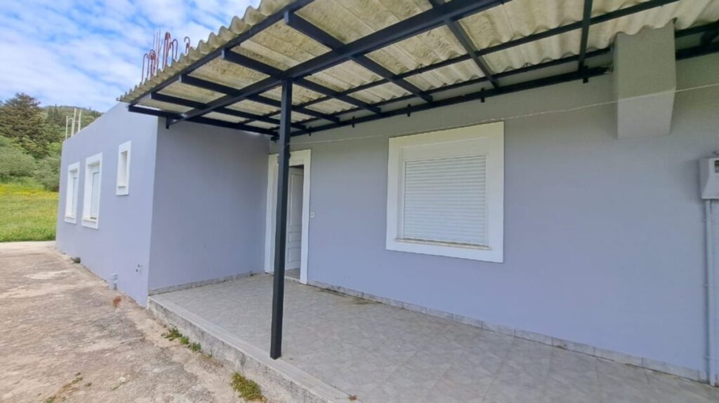 3 Bedroom Family Home with Large Garden in Velonades, North West Corfu €189,000 (3)