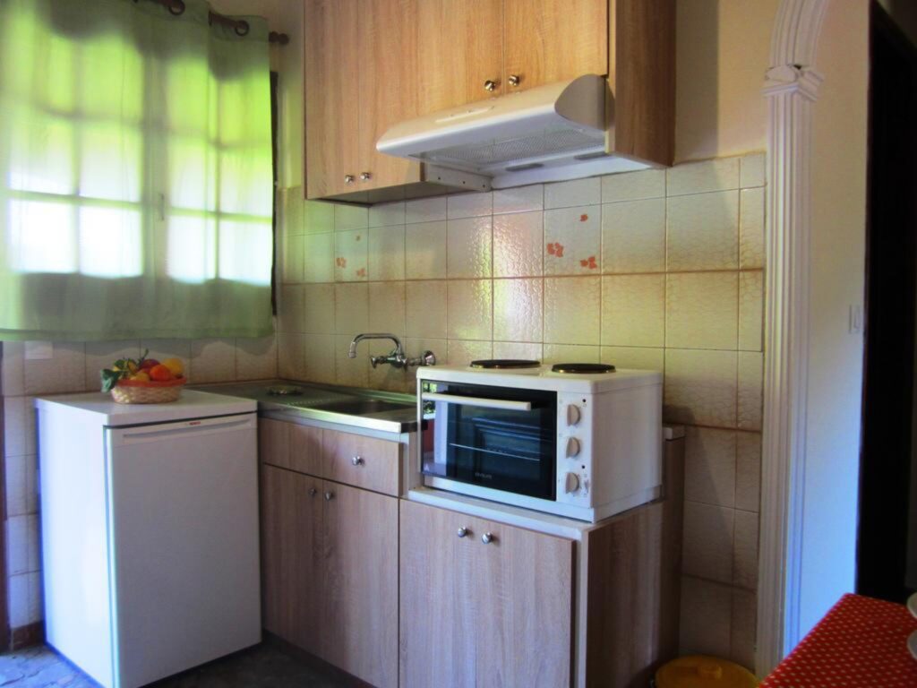 5 Apartment Complex with Large Pool and Expansion Potential Near Sidari, North Corfu €430,000 (24)