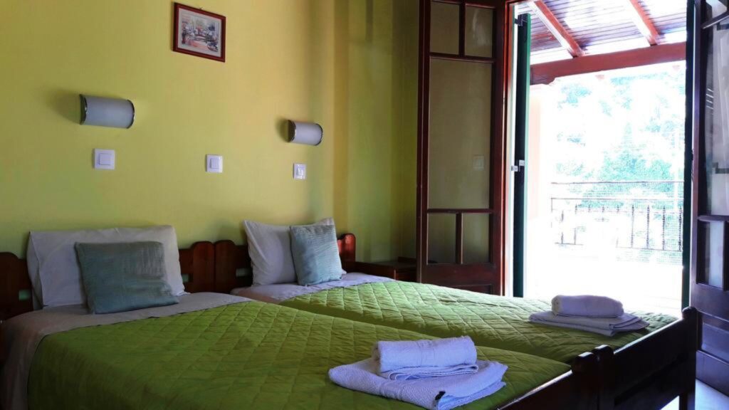 5 Apartment Complex with Large Pool and Expansion Potential Near Sidari, North Corfu €430,000 (4)