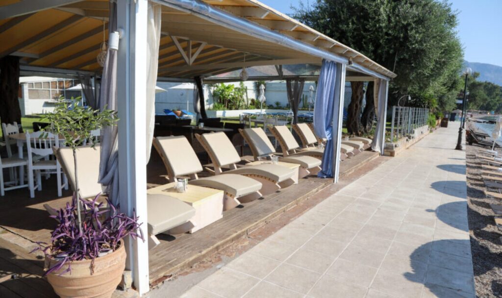 Beachfront Hotel with Restaurant & Development Potential in Dassia, Corfu (2)