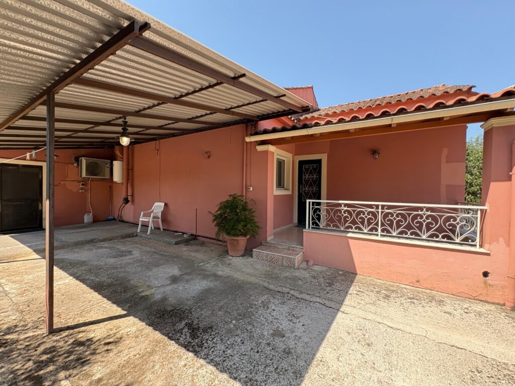 Detached 3 Bedroom Country Home with Large Garden in Danilia, Central Corfu (20)