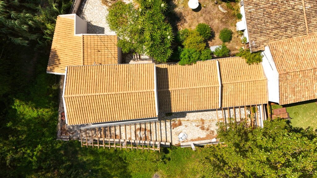 Exceptional 5 Bedroom Beachfront Residence with Direct Sea Access in Astrakeri, North Corfu (2)
