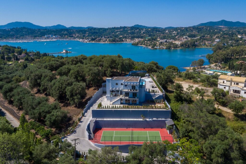 Five Bedroom Luxury Villa with Indoor & Outdoor Pools in Kommeno, Corfu (26)