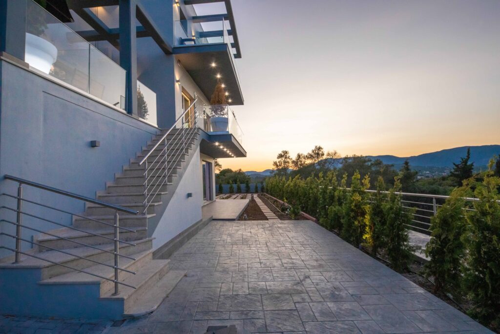 Five Bedroom Luxury Villa with Indoor & Outdoor Pools in Kommeno, Corfu (9)