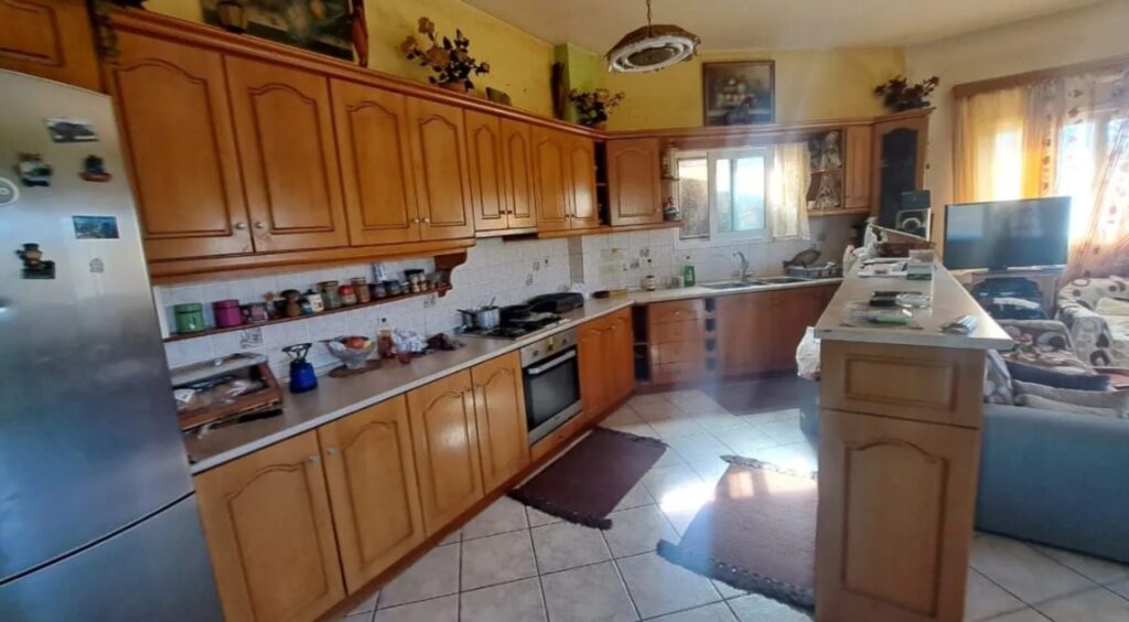 For sale Hotelapartment complex near Agios Georgios Beach (12)