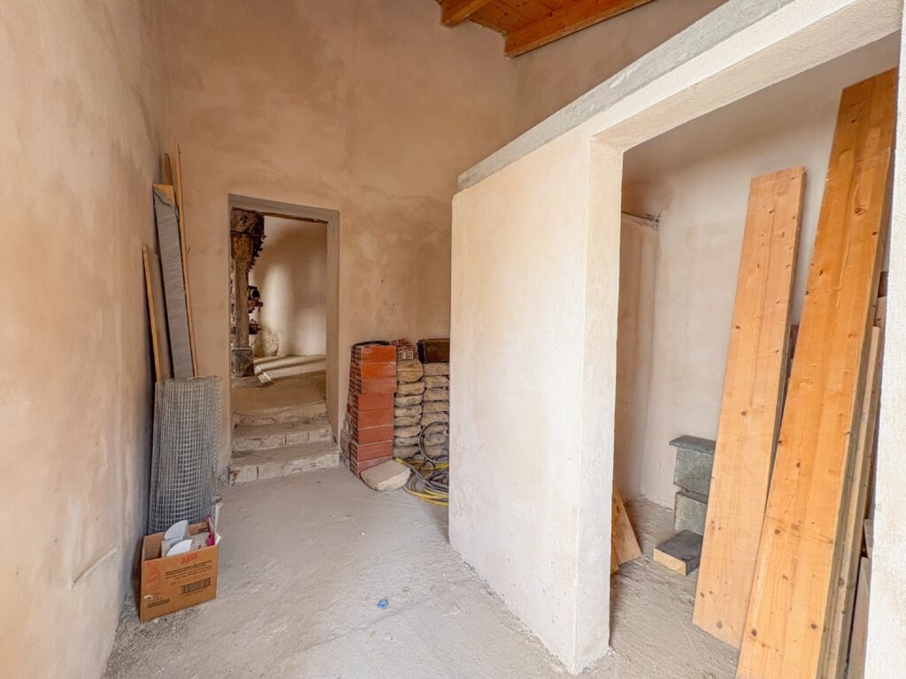 Historic Olive Mill Renovation Opportunity with Original Features in Ano Korakiana, Corfu (14)