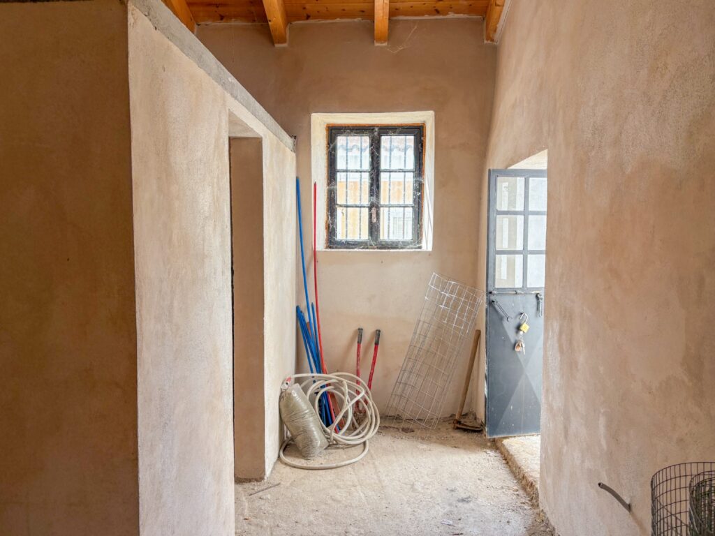 Historic Olive Mill Renovation Opportunity with Original Features in Ano Korakiana, Corfu (19)
