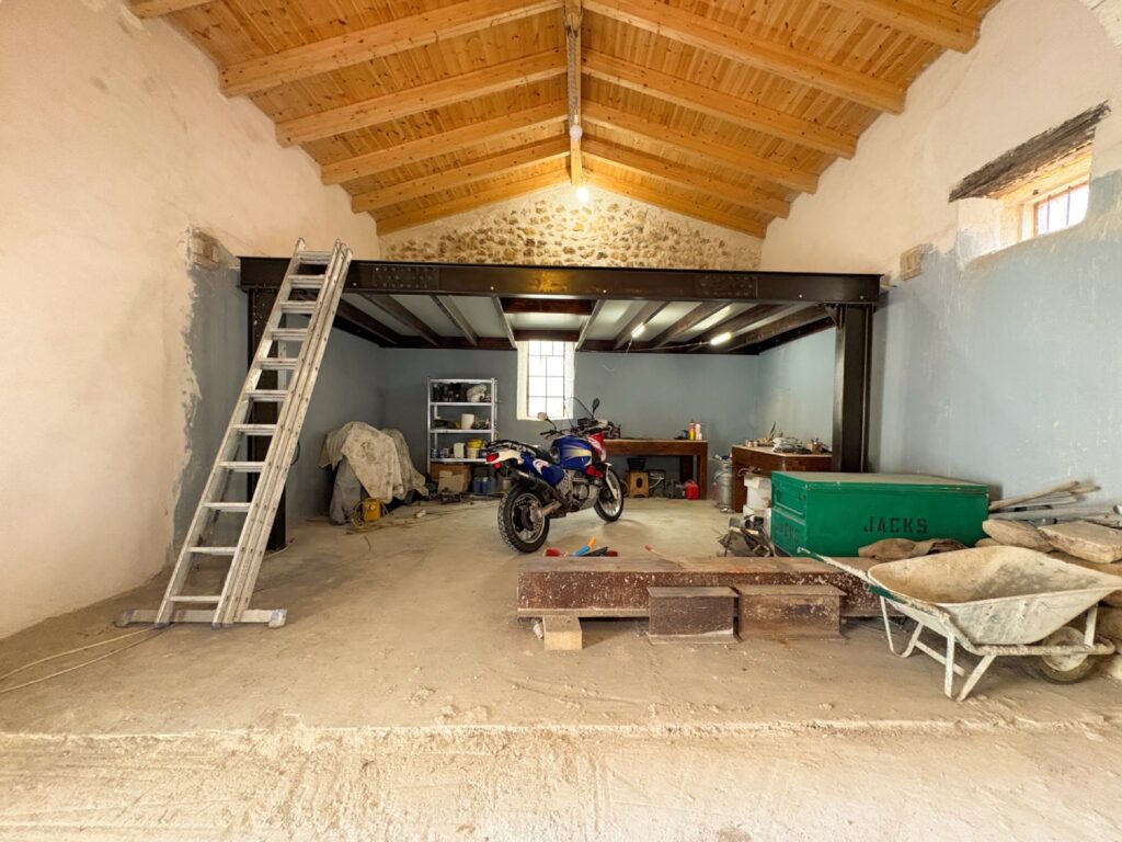 Historic Olive Mill Renovation Opportunity with Original Features in Ano Korakiana, Corfu (6)