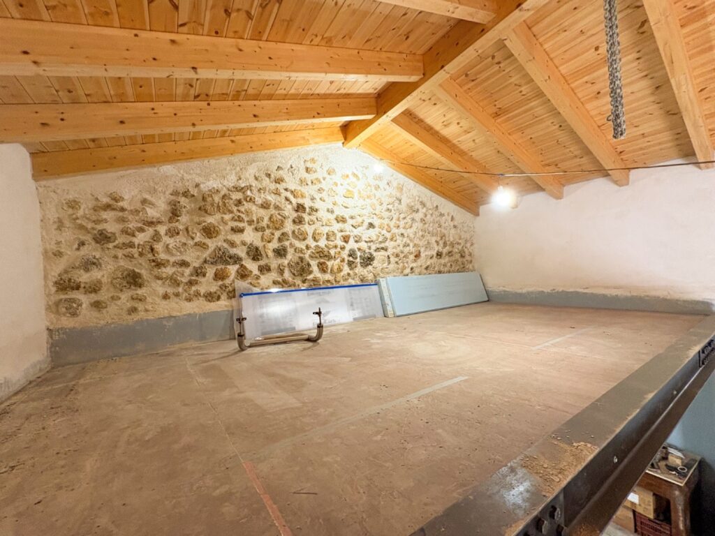 Historic Olive Mill Renovation Opportunity with Original Features in Ano Korakiana, Corfu (8)