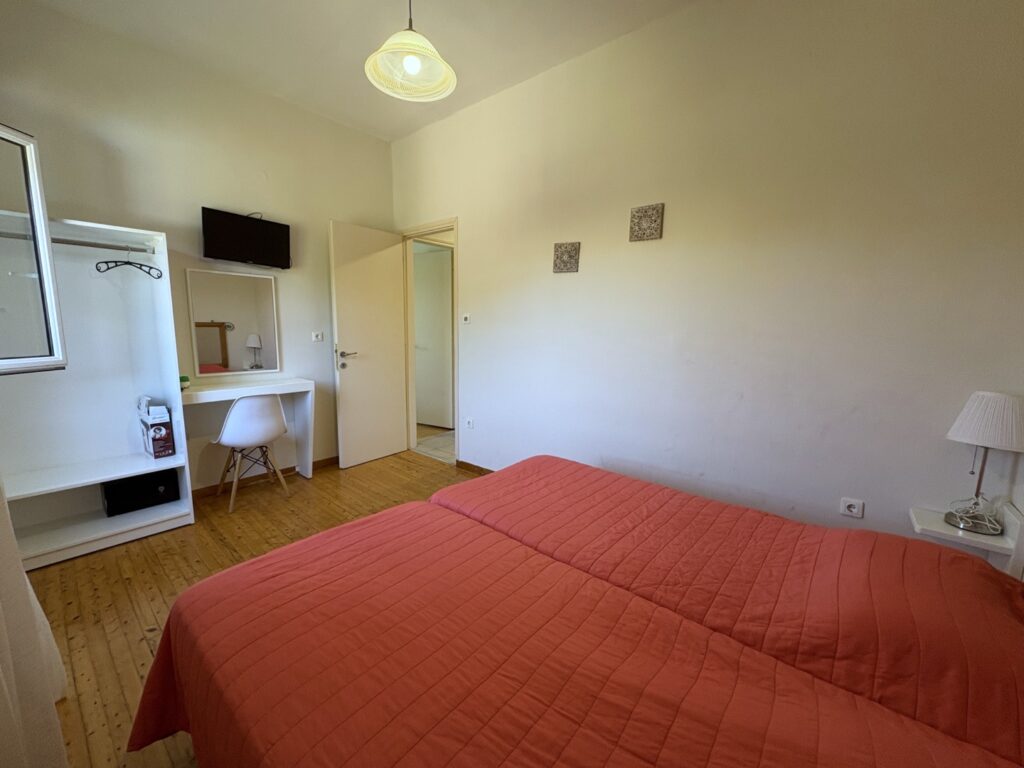 Investment Apartment Complex with 24 Units & Swimming Pool in Dassia, Corfu (8)