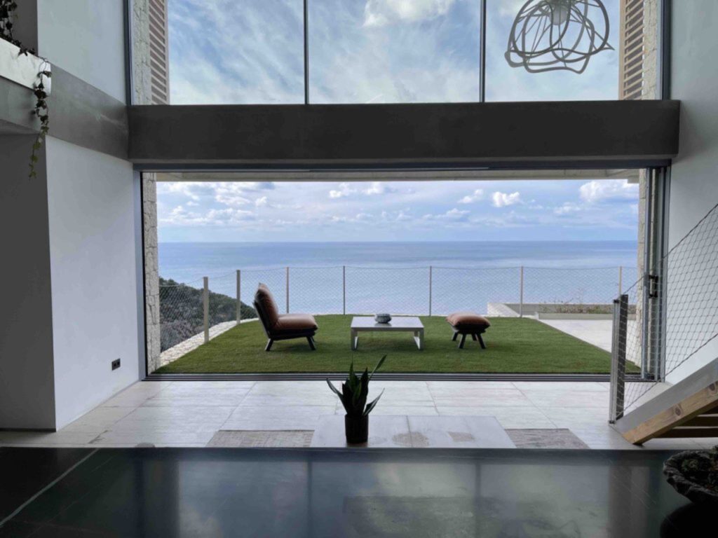 Luxury 2 Bedroom Villa with Infinity Pool & Panoramic Sea Views in Pentati, Corfu (2)