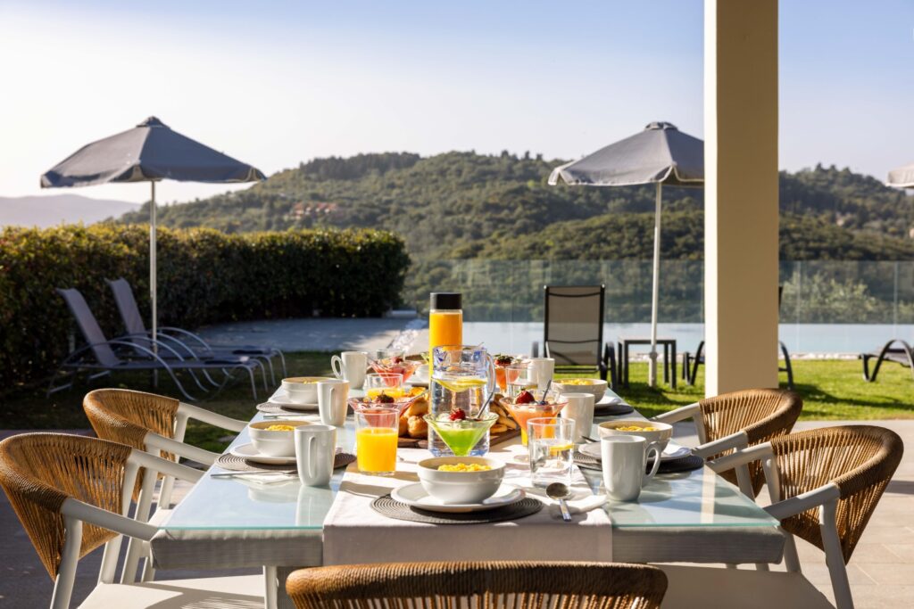 Luxury 5 Bedroom Villa with Heated Pool in Agios Ioannis, Central Corfu (17)