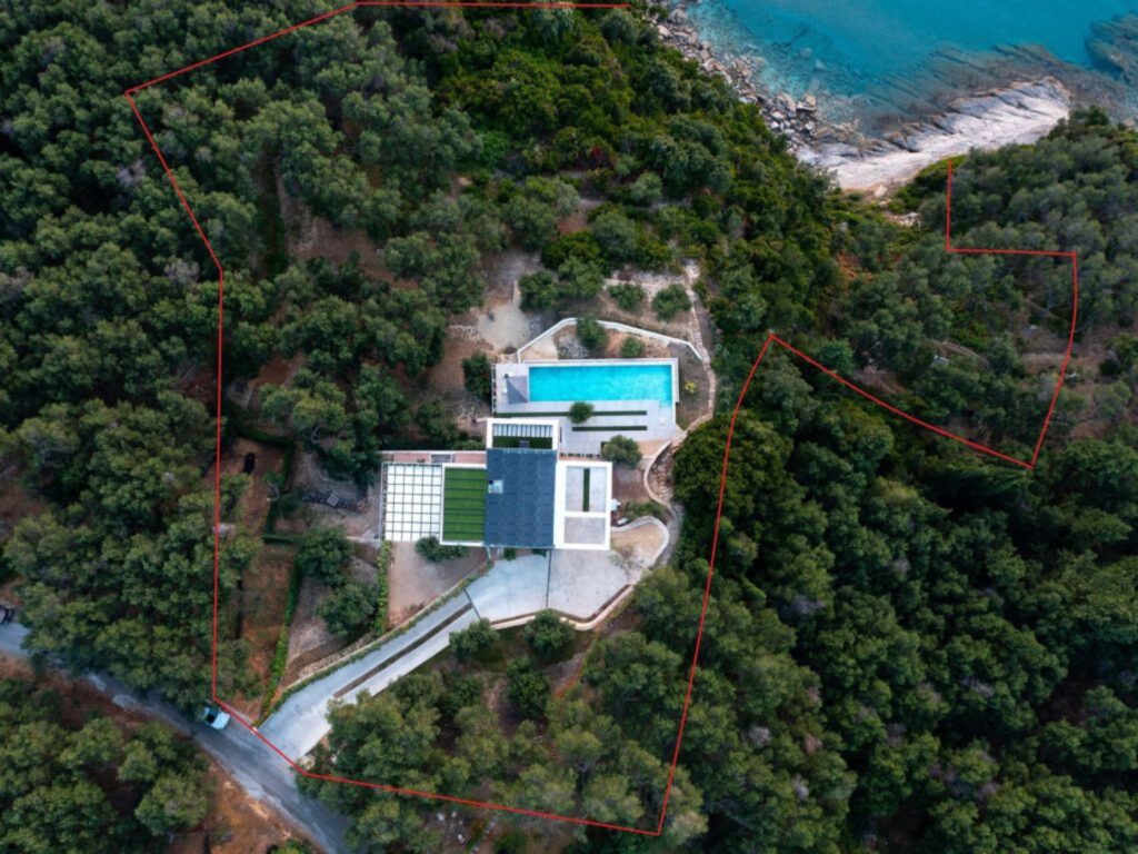 Modern 5 Bedroom Seafront Luxury Villa with Infinity Pool & Private Sea Access, Pentati, Corfu (2)