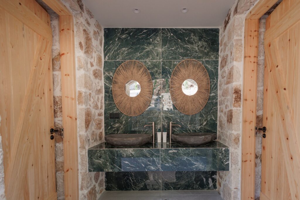 Newly Completed 5 Bedroom Luxury Villa with Two Pools & Panoramic Sea Views in Nissaki, North East Corfu (30)