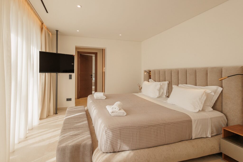Newly Completed 5 Bedroom Luxury Villa with Two Pools & Panoramic Sea Views in Nissaki, North East Corfu (43)