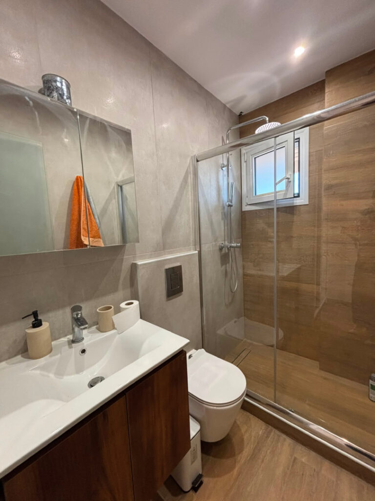 Newly Renovated Studio Apartments with Parking in Corfu Town (15)