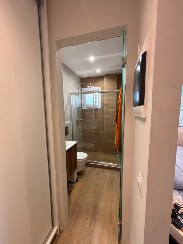 Newly Renovated Studio Apartments with Parking in Corfu Town (16)