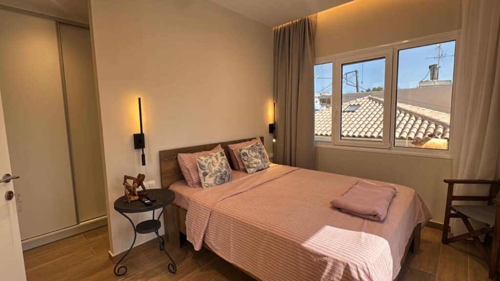 Newly Renovated Studio Apartments with Parking in Platitera, Corfu Town (32)