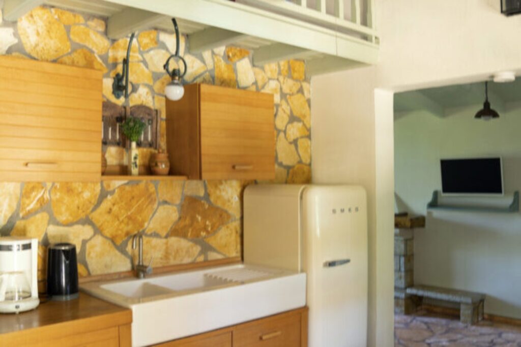 Private Seafront Estate with Four Residences & Two Pools in North Corfu (11)