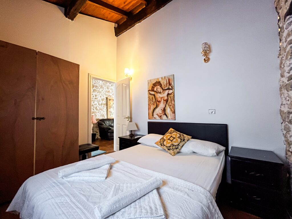 Renovated 3 Bedroom Traditional Stone House in Pagoi, North West Corfu €230,000 (10)