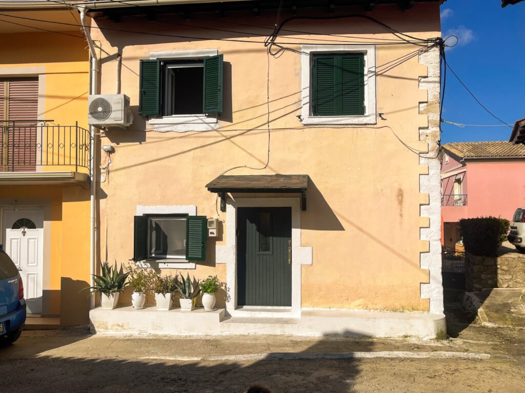 Renovated 3 Bedroom Traditional Stone House in Pagoi, North West Corfu €230,000 (15)