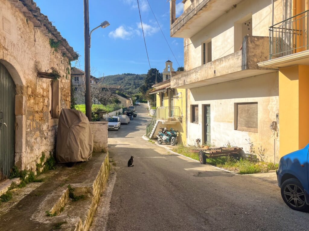 Renovated 3 Bedroom Traditional Stone House in Pagoi, North West Corfu €230,000 (17)