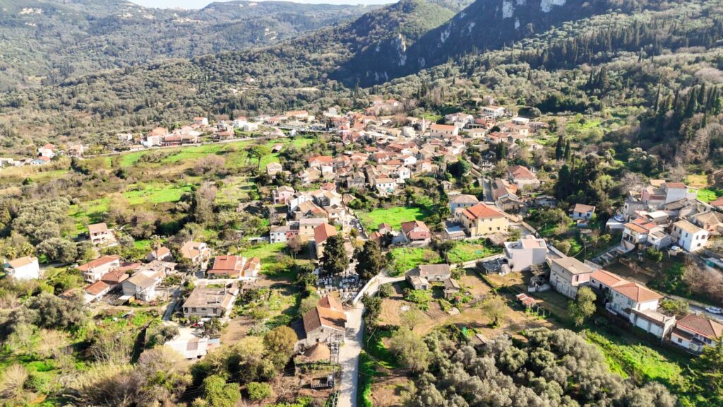 Renovated 3 Bedroom Traditional Stone House in Pagoi, North West Corfu €230,000 (20)